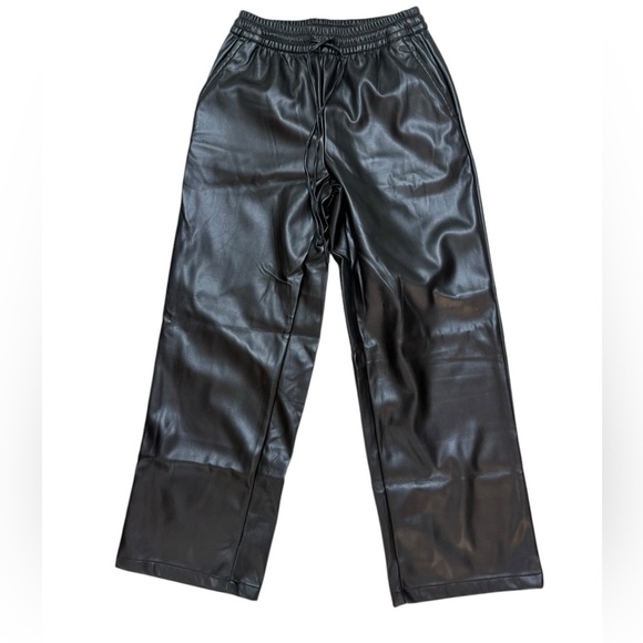 New with tags Gap Black Faux Leather wide leg Pants XS petite - Picture 3 of 5